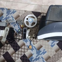 الكل ب ٣٥الف  التلفزيون شغال والريمونتات شغاله يوجدتوصيل ٠٧٧١١٣٨١٥٦١