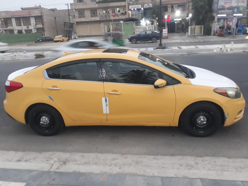 السلام عليكم
فورتي مديل 15 
بسمي مصفر هية وغرامة السيارة فول الخير بصمة فحتة 
حادثهة فقط بنيد شطح سيارة ما مشتغلة تكسي مكاني الراسة مال عبيدي سعرة قفل شدة اتصال فقط ***********
