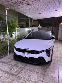 K4 GT lin السلام عليكم k4زيرو ماشية 700كيلومتر رقم بغداد  شركة الدولية...