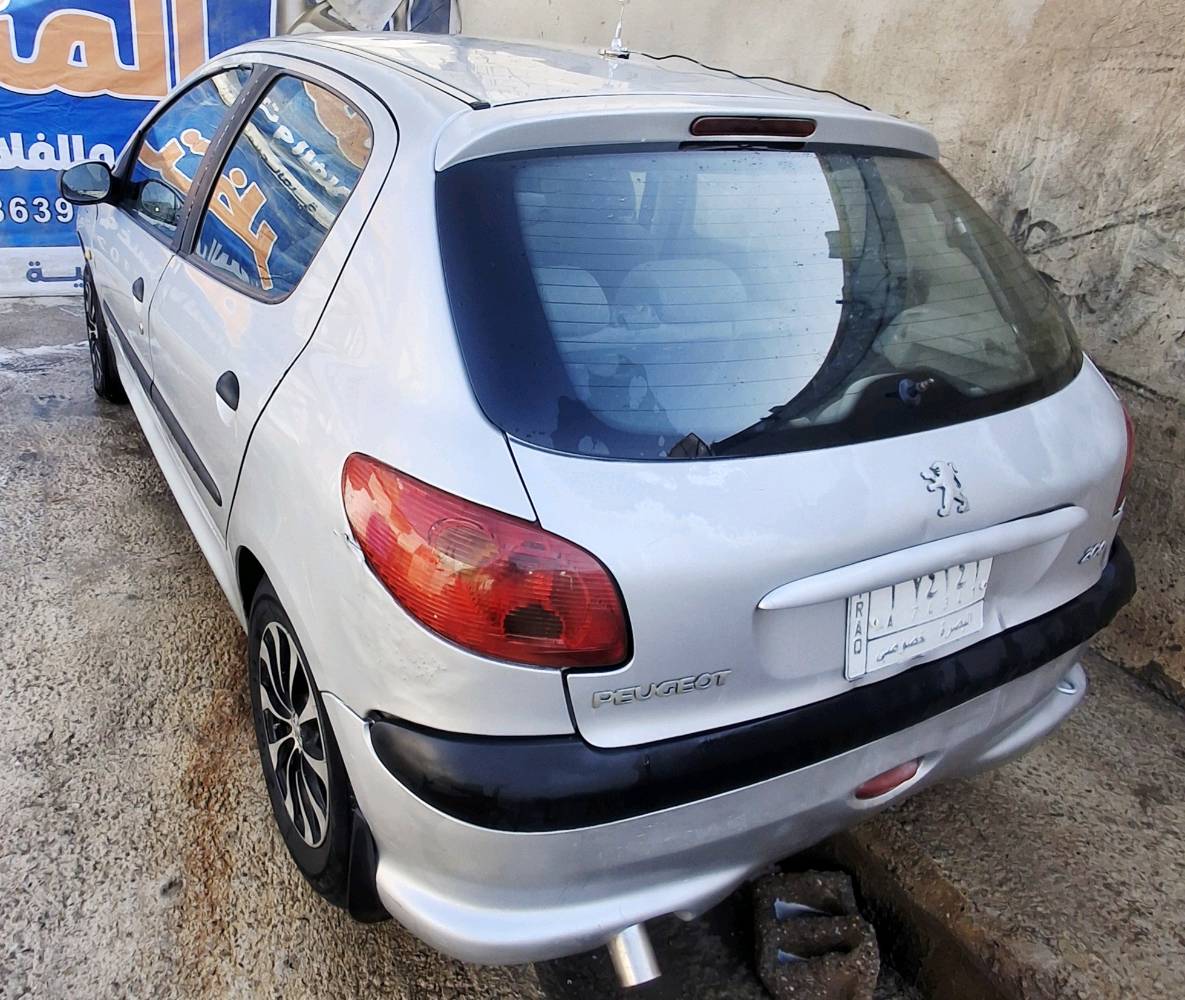 بيجو فرنسي ٢٠٠٩ هاشباك جاهزة  محرك بلاد ١٦٠٠ رقم بصرة تحويل ثاني يوم سنويه مامنتهيه 
كله شغالة حداده بلاد تخبل سعر٣٩ بيه مجال 
مكاني بصرة ***********