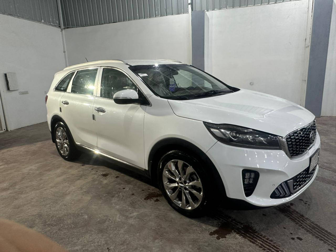 للبيع سيارة كيا سورينتو موديل 2019 🚗خليجي

• محرك قوي واقتصادي• كير أوتوماتيك• شاشة + كاميرا خلفية• تبريد ممتاز• داخلية نظيفة جداً• السيارة بحالة ممتازة ولا تحتاج أي مصروف فوول مواصفات قماره حديد بيها صبغ جاملغ امامي والباب السايق كلير بدون دواخل 

السعر: 230 وقابل للتفاوض بعد المعاينة.

للاستفسار أو المراسلة 
***********
***********
ماكني الفلوجه
