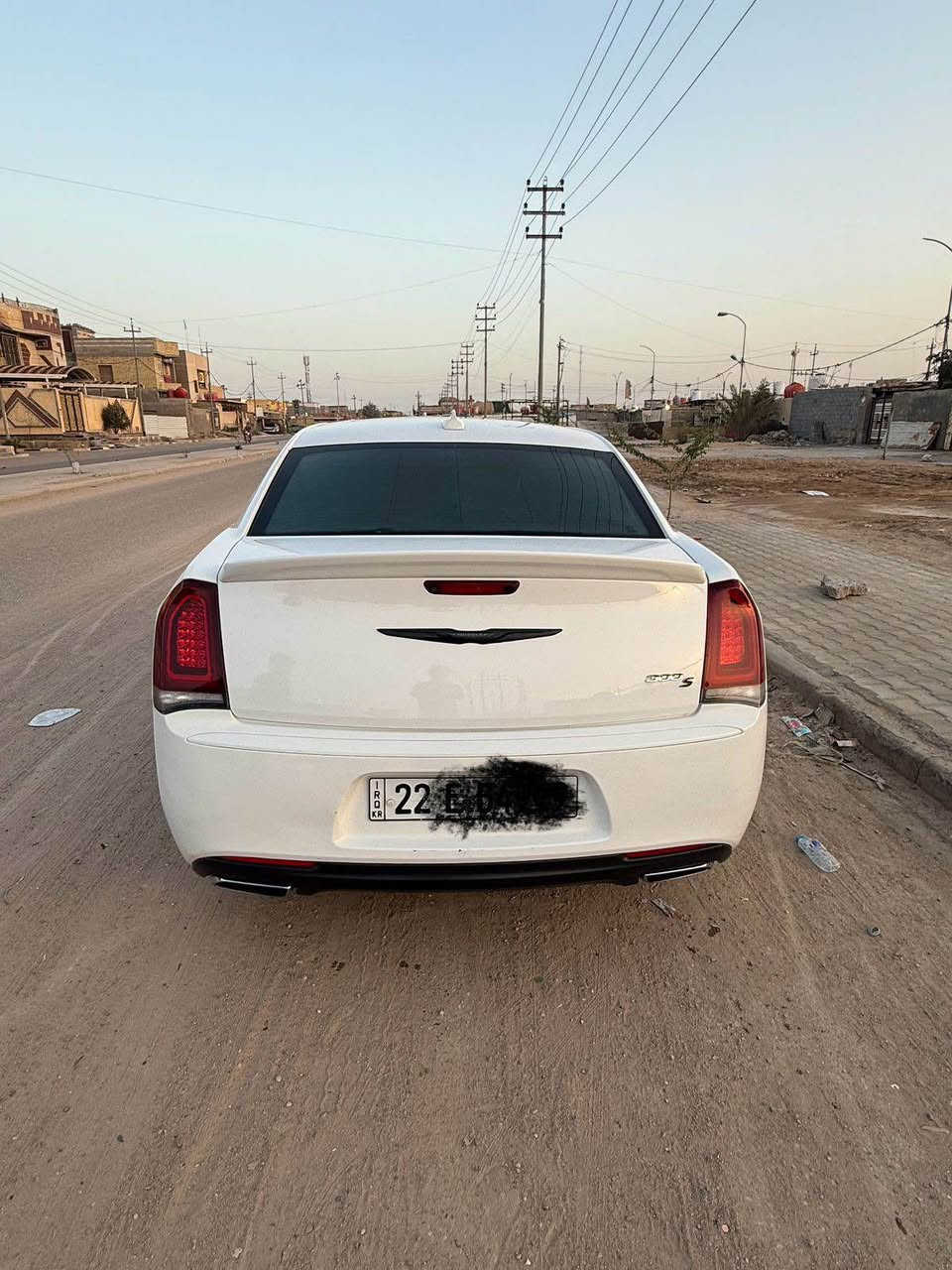 اوباما مديل 2018 
وارد كندي أربيل 
محرك 3600 
موصفات S
بانورما فتحتين 
شاشه كبير تشغيل عن بعد 
شفتات استيرن كفاله من الظربه والتبديل السعر 260 العنوان البصره رقم *********** البصرة, العراق
