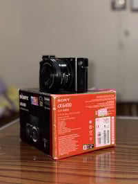 كاميرا سوني ٦٤٠٠ • شاتر ٥٦٤٠ • مع العلبة