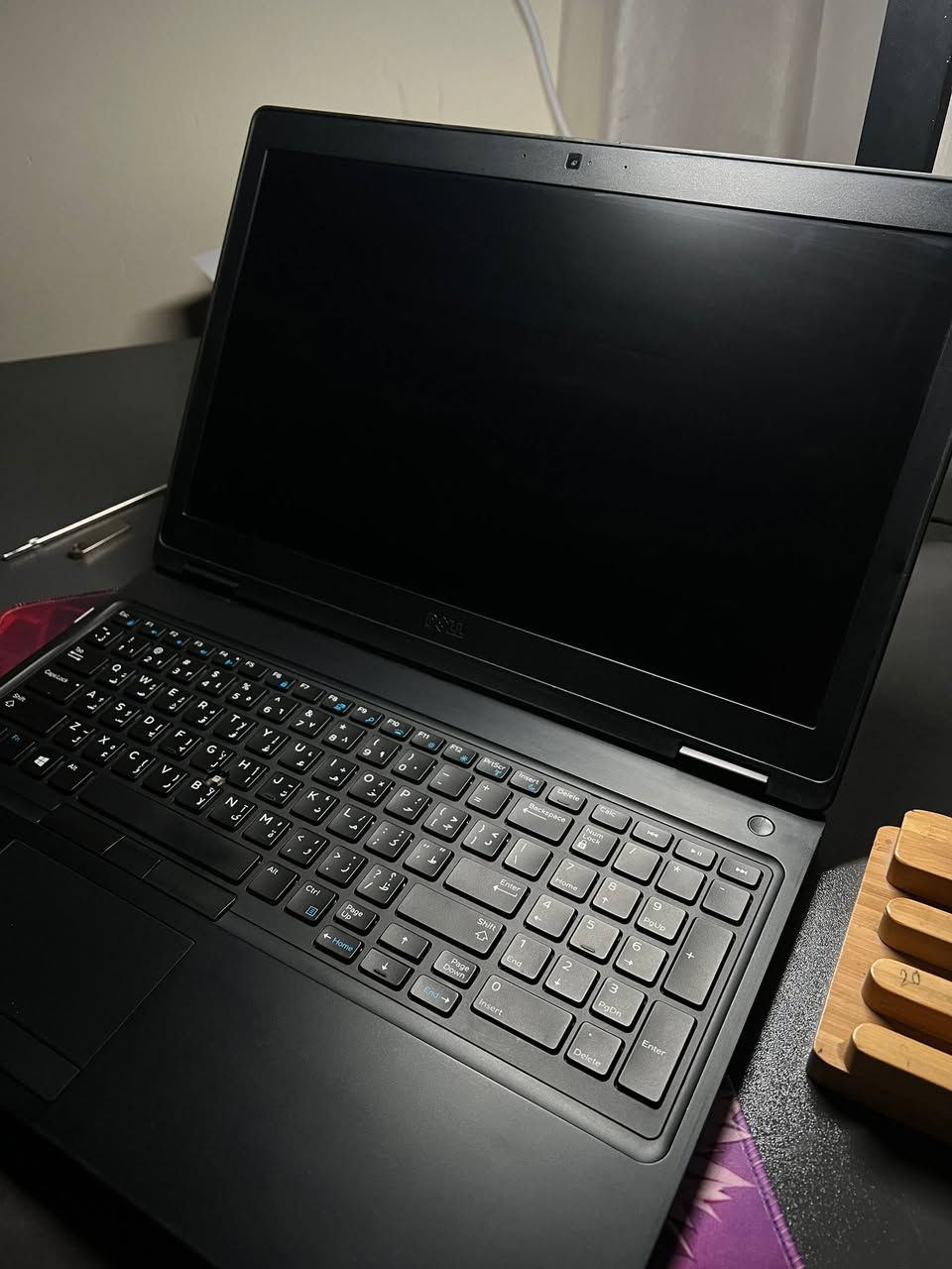 حاسبه DELL جيل السادس
نظيفه جداً استخدام دراسه فقط  
وياها ماوس  وماوس باد 

سعرها 200 الف وبيها مجال حگ الجيه 
***********
