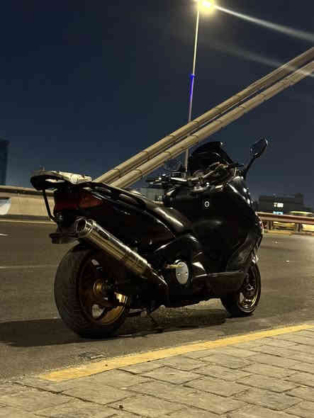 سلام عليكم تي ماكس 2008 نوزل دراجة ماشاءالله عليهة نصبتهة تخبل مكينة مكفولة من الفتح و من الصوت و من كلشي الدراجة بيهة تزويد خير من الله 
جامة مالوسي امامي 
ستيرن اوزما اصلي 
يدات رياضي 
صالنصة اصلية كاتم و جعير 
كاسحة اصلية بملحهة 
ويالة ذهبي اصل 
كلج ماعرف شنو بس رياضي 
دراجة وحش شلعة معدل 
كفرات و لا كسر دراجة متعوب عليهة 
مراوس او بيع سعرهة 23 وبيهة مجال  سعرهة كلش مناسب مقارنة با غراض البيهة مكاني اعظمية - منصور شراي يتصل *********** موجود واتس و رصيد
