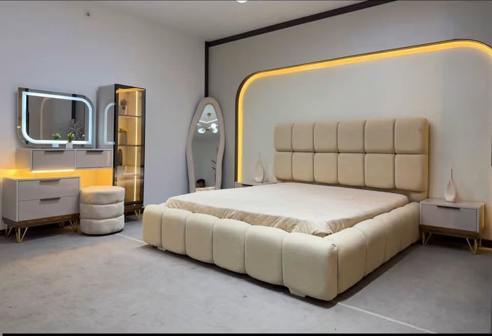 غرف النوم مودرن 
MDFتركي 
ألوان حسب الرغبة الزيون 
ضمان خمس سنوات 
             ***********   كركوك /حي واسطي/
                         شارع إذاعة رشيد
