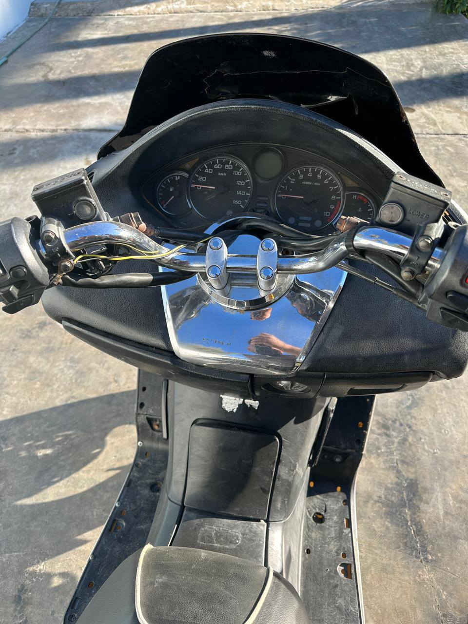 سلام عليكم فورزه 0/8البيع مكفوله مكينه بس كير عادي ملغي  العنوان ديالى شهربان ***********
