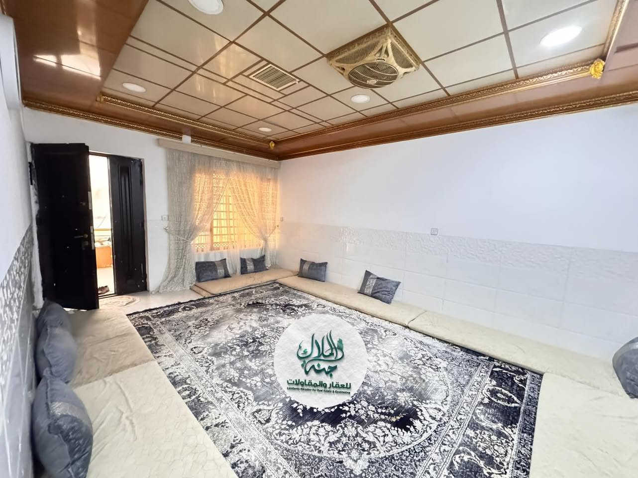 مشتملات ركــن عدد 4 للبيع بناء حديث فول مودرن طابو صرف

المساحة :- 372 متـــــر واجـــهة 30 متـــــر ركــــن 

الموقع:- كــركــوك القادسية الثانية المربع الذهبي يقع على شارع 20 متـــر 

حيث يحتوي كل مشتمل على 3نوم واستقبال وهول ومطبخ وكراج ومجموعة خدمات 

للمزيد من المعلومات والاستفسار التواصل معنا على الأرقام ***********
***********
او زيارة مكتبنا الكائن في كركوك

الفرع الاول طريق بغداد قرب اسواق غندوره

الفرع الثاني حي عدن مجاور جامع تحسين صوراني
