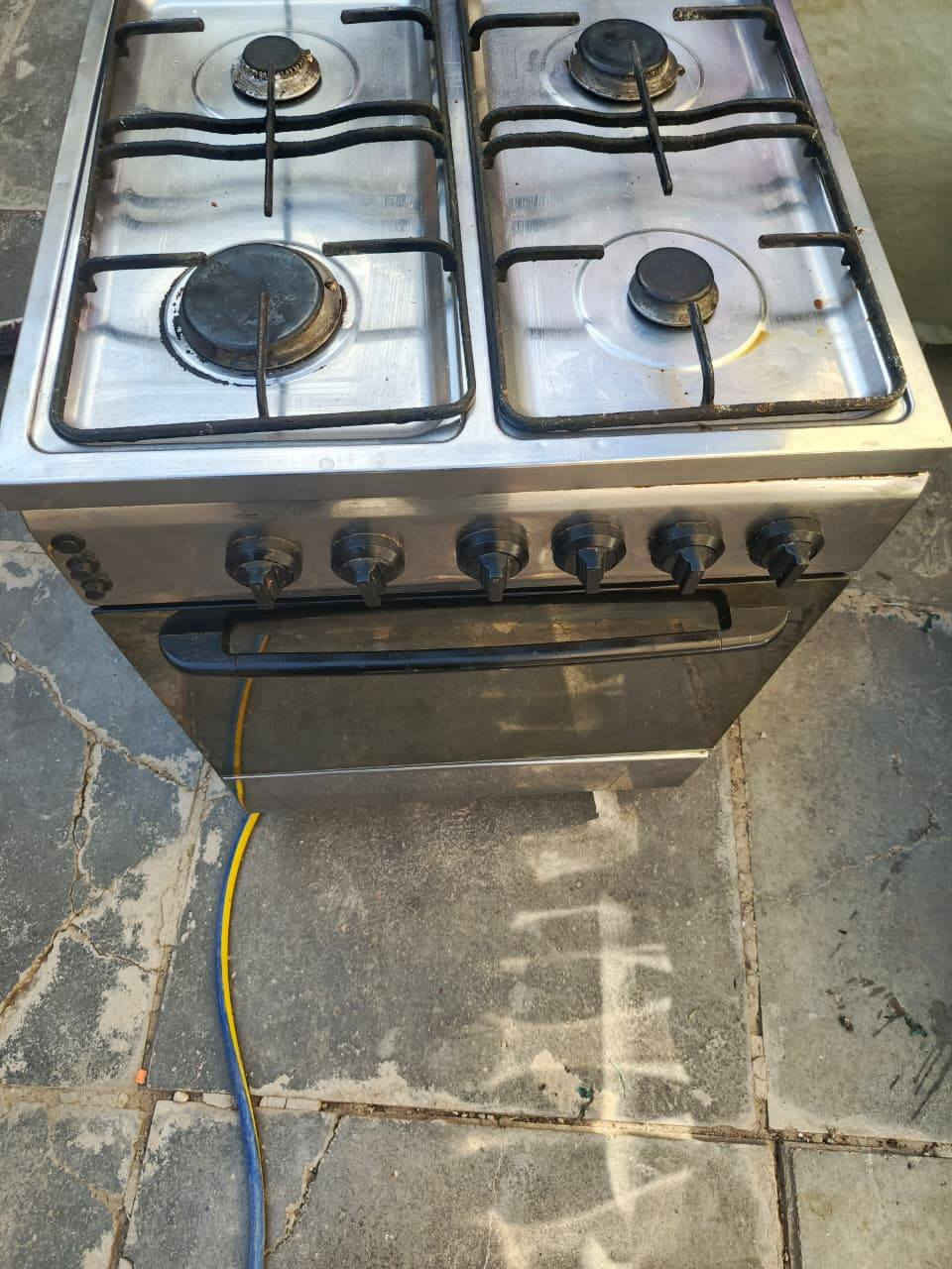 سلام عليكم غراض للبيع مكاني بغداد بلديات المعسكر الاسعار غساله11 ك 130 سامسونك علفحص مبرده جديده ممستخدمه ابد سعرها 200 قبل يومين ماخذها250 حتى لوصل موجود ثلاجه150 عل تجميد كاونتر مرمر سنك نهايته 80 طباخ4 عيون علفحص فرن شغال ب75 اي استفسار واتساب ***********
