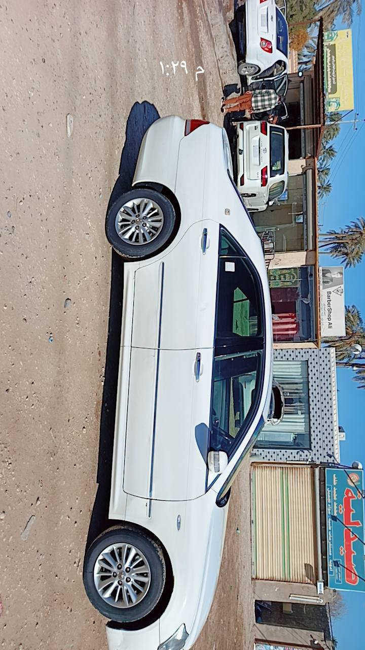 شاهينة موديل 2004 شاصي 82 بصمه سوده 6 بصمات مكينة الجبيرة تبريد  كهربائيات كلها جاهزة حدادية تخم تاير جدد كركوك  مدفوع كمرك باقي ع رقم كفالة من كص وضربة ونقل جثة جديدة السيارة.
... مكاني نجف ***********
