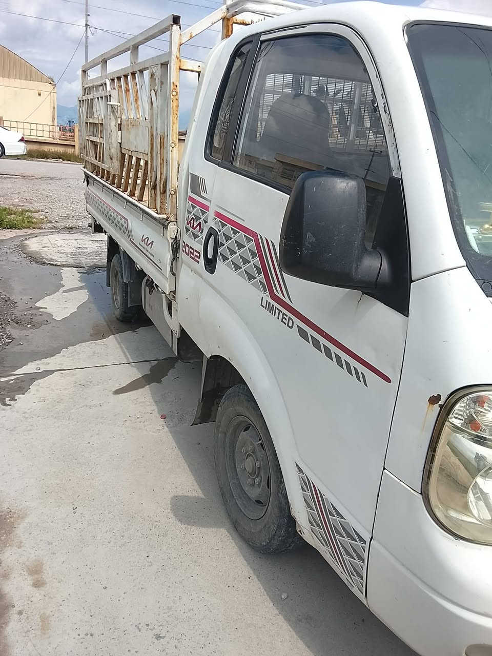 بۆفرۆشتن کیا 2011 مەکینە 2700 گێڕ مەکینە ئەکسل بەشەرت سحر 55 محامەلە   0750.496.47.66
