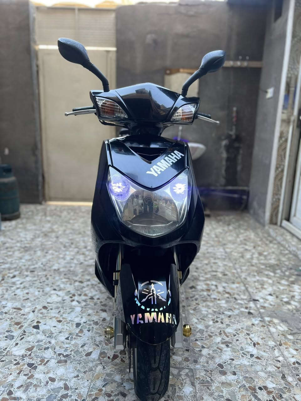 سلام عليكم دراجة سكنس فحل ياباني صارله شهرين من نزلت من لربمة دراجة كفاله عامه كفرات مكينه دراجة مزوده بلكامل التواصل والستفسار على رقمي فقط 
***********
عنواني بغداد حي النصر
