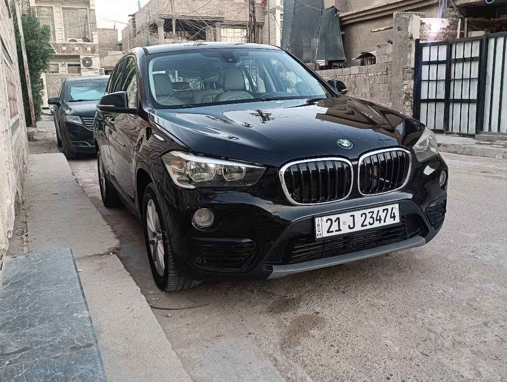 للبيع فقط بدون مراوس ولاقسط
السعر 118 ورقه للاتصال *********** و
بي ام x1  موديل 2019 وكالة العروش 
رقم سليمانيه تحويل او وكاله
محرك 2000 تون تيربو كير اوتو محرك وكير مكفولات 
التبريد شغال .ماشيه 167 الف كيلو
بصمه .شاشه . كشنات جلد . تحكم استيرن . حساسات . مري شفط . كير شفتات بالاستيرن. انظمة قيادة
صدر وتخم تاير نظيف 
وكالة العروش مكفوله من الصبغ والحادث فقط بيها بارد موجوده بالسونار ويا الصور 
المكان بغداد الزعفرانية بغداد, العراق

