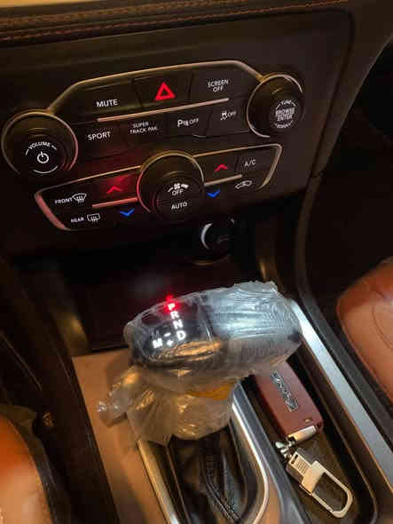 جارجر موديل ٢٢ لون اسمونكي رقم جديد موصفات GT موصفات جي تي معروفه سياره ماشيه ١٢  سياره جديده كارتون استخدام شخصي فول سياره عده الفتحه حادثه فقط بنيد وبارد على كد اصبعين باب خلف سايق سياره سبير منازل لون لمرغوب لسمونكي موصفات شفتات استيرن لايت زنون كشفات زنون ويل جي البلاد حتى تايرات بعدهي مال شركه  كشنات حظن تبريد خلفي امامي محرك ٣٦٠٠ دخول ذكي اكثر من موصفات بيهه سبور تراك وظعيات القياده بنيد نفخ بارد لبيهه مال خارج وهنا تم تصليحه فقط باسم شركه تحكمات استيرن جعتين وظعيات قياده شاشه لكبيره مجسم صوت لباين سياره جديده والف عافيه لياخذهه لاتصال على هذه رقم  ***********
