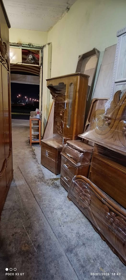 غرفه ست ابواب ملحق سعرها 750 عنوان موصل جانب الايمن حي المنصور  *********** كورك *********** موصل, نينوى
