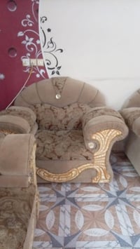 تخم • نضيف • شارع الشهداء