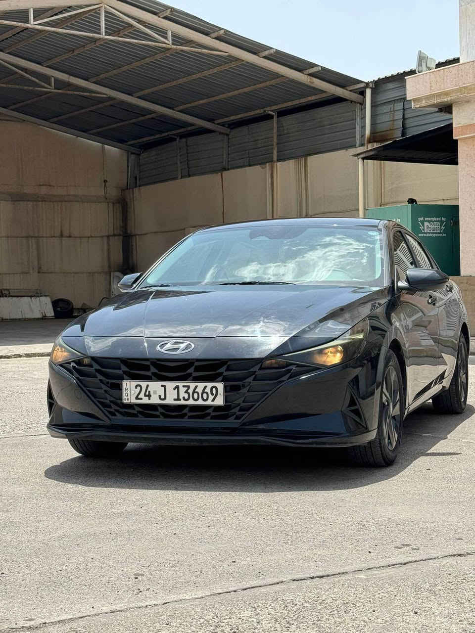 السلام عليكم

النترا موديل2022 

السعر 142ومجال قليل 🔥

عداد المسافة : 40 الف

حجم المحرك : 2.0L ( 4,سلندر ) دوش 🔴

سياره كامله و جاهزه عل وضع بلادى دينار مصرف ما بيها 

ملاحظة السيارة : ربع بولند صبغ  بدون دواخل 

ايرباك فقد استرن تاك راجع سيستم بلادي

سياره مرقم أربيل جهازه تريد تحويل وكاله شرط

 مـواصـفـات‏

‏‎شاشة كبير

بصمه وشغال 

اوتو هولد :    Auto Hold

اوتو ستارات : Auto Stard 

اوتو ستارات : Auto Stop‎

رادار امامي (تحديد مسار)

‏‎رادار جانبي (نقاط عمياء)

‏‎رادار خلفي (التحذير من الاصطدام)

‏‎حساسات امامي

‏‎حساسات خلفي 

نظام : Eco

نظام : Normal

نظام : Sport

تحكيم ستيرين

لايتات ليد وعدسة زينون 

بكلايتات LED

ويل كروم

وبعد هواية مواصفات…

‏‎تفاصيل اكثر الاتصال علی ارقام التاليه ‏

اتصل و تدلل 

واتساب ‏‎‏‎‏‎ 

☎️***********

عنوان📍عقره اكر, نينوى
