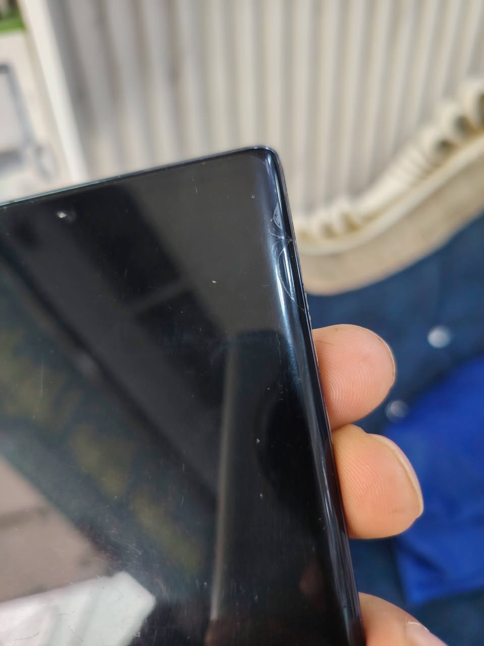 كلكسي نوت 10 بلاص
ذكرته ٢٥٦ العشوائية 12
خط واحد بي فطر بشاشه واضح بصوره
العنوان ديوانيه
***********
