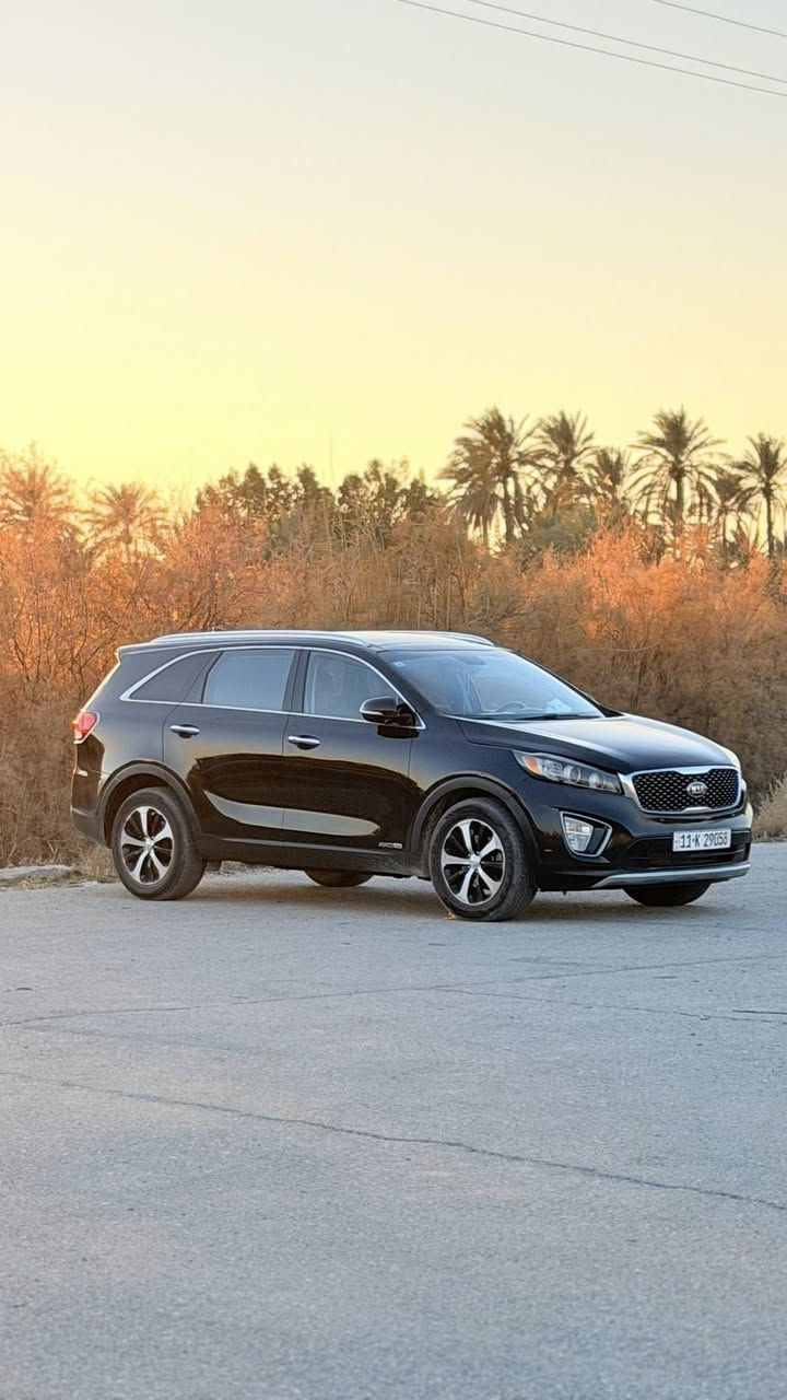 السلام عليكم
سورنتوا موديل 2016 فئة ex السياره فول مواصفات واحد على واحد رقم بغداد انكليزي بأسمي تحويل مباشر
المواصفات: 
6سلندر
بصمه 
بنوراما 
7 راكب 
3 قطع تبريد 
مري شفط 
جنطه شفط 
كشنات تدفئ
كشنات جلد عسلي 
كشنات كهرباء 
بردات خلفيه 
كامرا دواره 
حساس خلفي 
سستم صوت انفنتي مع دمام خلفي 
اشاير مري
وباقي المواصفات معروفه 
ماشيه 115 الف 
السياره نظيفه جداً 
السياره حادثها بنيد بدون دواخل مكفوله وهنا بالعراق صار بيها طخه بسيطه بالهلال الخلفي وانصبغ على كده كلشي مذكور كدامك صور الحادث والسونار 
مكانها بابل المسيب 
السعر 180 بيع فقط 
للاستفسار 
***********
مامتواجد على الفيس
