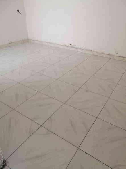 خلفه سيراميك بورسلين جدران ارضية وكاشي ومرمر داجه اولي وتفرغ حالياً بغداد ***********
