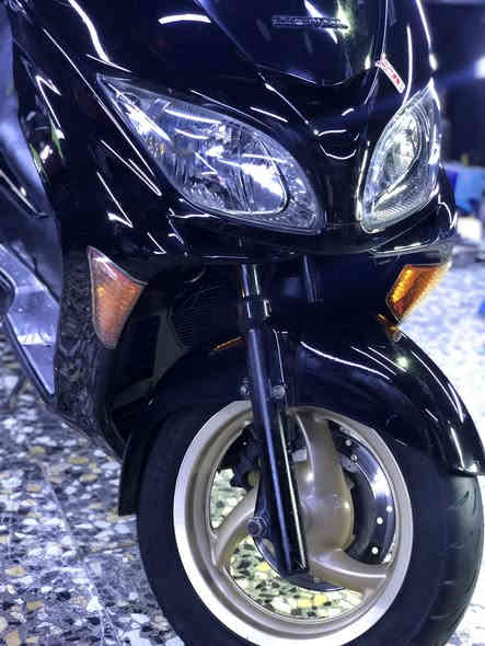 الهم صلي على محمد واله محمد 
فورزه 09 كرستال (7 كير 4 تحويلات) 

مكينه كلجات جويتر فيتم كله بلاد 

ماشيه ٢٤ ويل ذهبي دبل ذهبي نضافه الكفر ٩٠ 

شلعه معدل شك الكاع عليها ادامه كامله جاهزه للشارع 

شرط جيب ١٠ فيتريه وفحص / مكاني بغداد شارع فلسطين 

سعرها ( مليون و ٣٠٠ ) شرط احله من الصور 

للاستفسار: ***********
