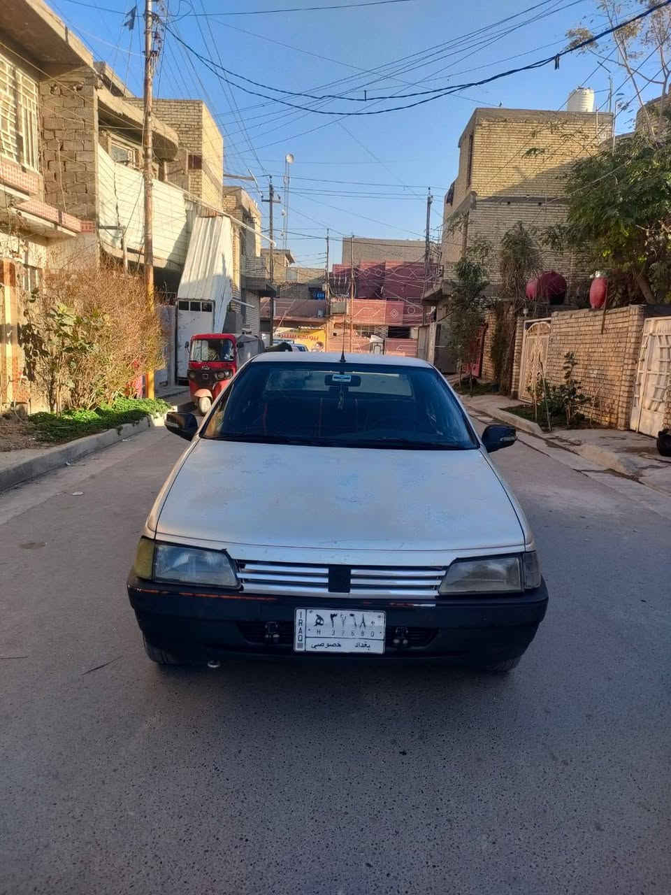 لبيع بيجو روا موديل 2009  سياره مكفوله من الصبغ والضربه بس بيها جراد كير ومكينه جدد  مكانه سياره بغداد سعر26 او بيه مجال اني مكلف بلنشر الاستفسار‭***********
