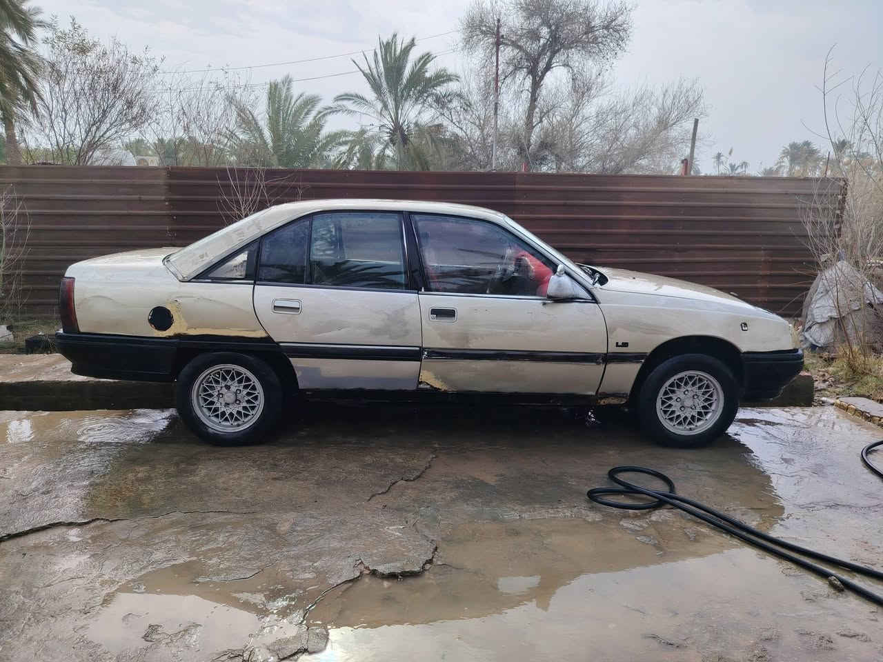 السلام عليكم. اوبل اوميكا مديل 89 رقم نجف الماني مداور ثاني يوم مكينه وكير شرط كشره تعبان تخم تاير جديد السعر 14 رقم تلفيوني ***********
