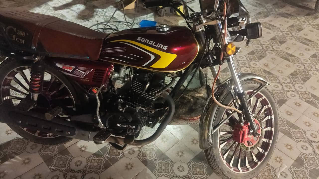 دراجه سافان 2026 كفالة زيرو ماشيه 1000 الاتصال *********** موجود خاص مكان ديالى جديده الشط
