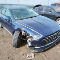 سوناتا 2021   وارد امريكي  محرك ٢٥٠٠ GDI  فقط جاملغ امامي و باب الصدر ...