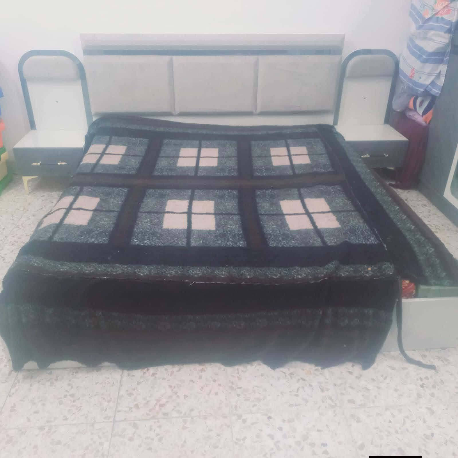 للبيع غرفه تركيه 5 قطع نقص كم يده 250 
فلوجه حي نزال


**إذا كنت صاحب هذا الإعلان وتريد حذفه لأي سبب، رجاءا أرسل رسالة إلى الدعم الفني**