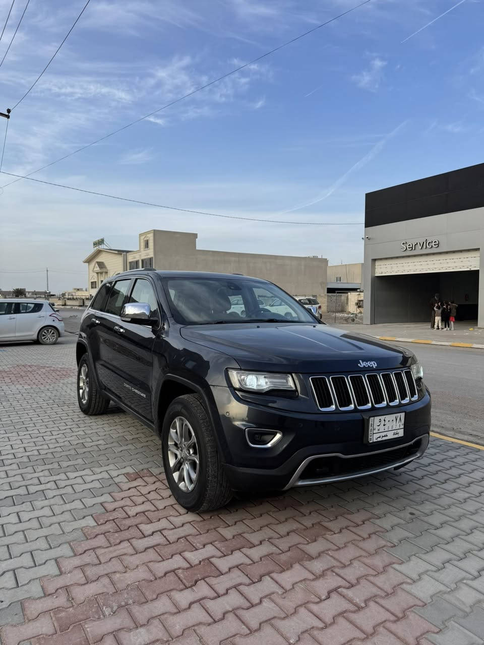 السلام عليكم
جيب شيروكي خليجي
موديل 2014 ارغب موديل 6 سلندر   
لون رصاصي غامق مكفولة كفالة عامة من الصبغ والتبديل گير ومحرك مكفول 
فول مواصفات ليمتد 1/1 عدا الجكات مواصفاتها
فور ويل 
بانوراما 
كشنات جلد وكهرباء تدفئة وتبريد
ستيرن كهرباء وتدفئة
صندوق كهرباء
حساسات امامي خلفي
وباقي مواصفات الفول معروفة 
رقم بغداد تحويل ثاني يوم 
السعر 220 
مكان السيارة صلاح الدين تكريت للاستفسار 
***********
