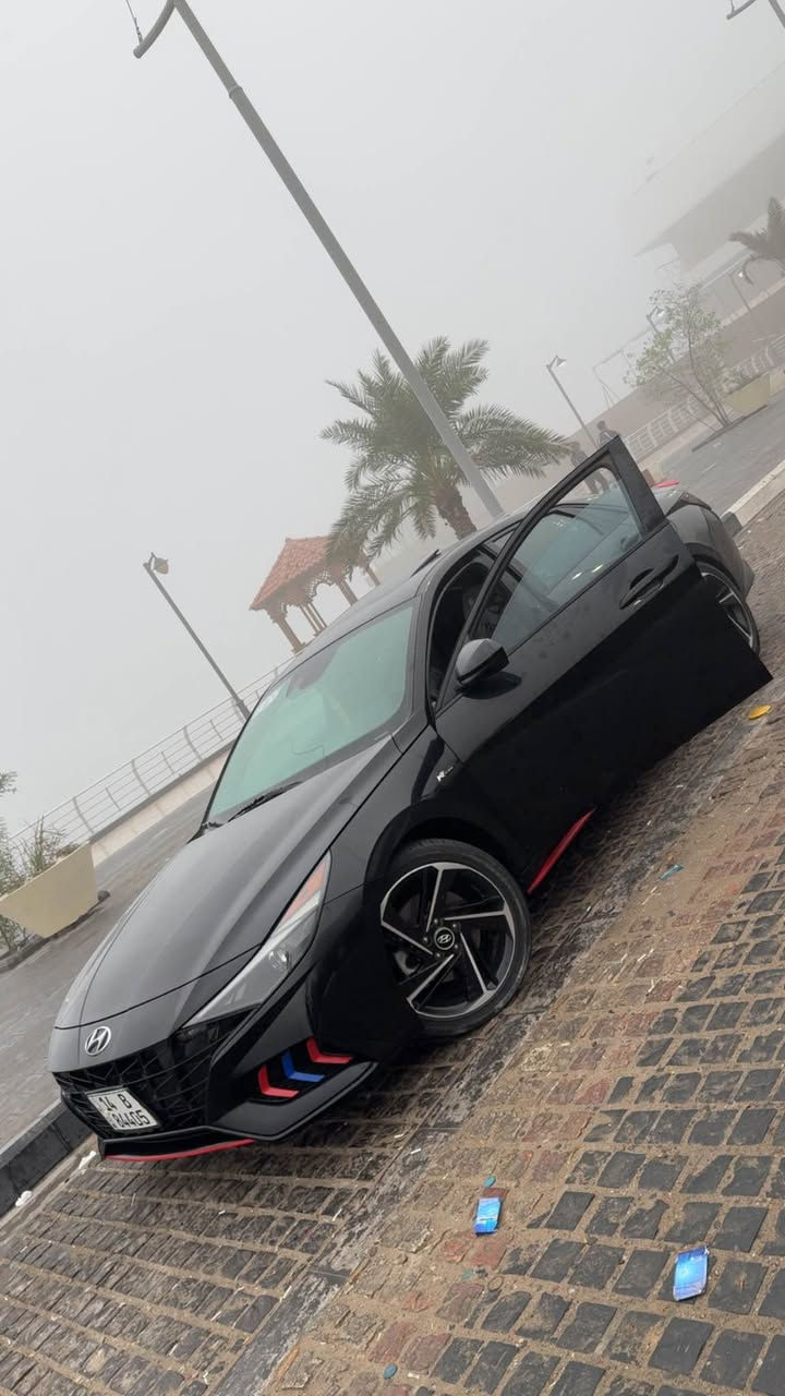 النترا ان لاين 2023 اسود ب 167 للبيع او مراوس ب جالنجر او موستنك 
فول مواصفات للاخير مختنكة
اعلى مواصفات ب الالنترا
ضربتها سخيفة قطعة وحدة جاملغ
خلفي نصه صبغ وشوي من الباب الخلفي صبغ توحيد لون وي جاملغ ماشية 60000 الف كيلو متر

مكانها بصرة 

*********** البصرة, العراق
