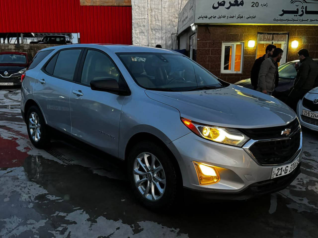 Chevorlet Equinox Lt 2020 🚘
‎شيفرولية اكينوكس التي  بيع والمراو٢٠٢٠

‎بنسبة ضرر ٢ قطعة سبوغ بدون دواخل  (بونيت جاملغ- ص ⚠️
‎ ٩٠
 الف ميل ماشية

‎مواصفات Lt  🎖️
‎بصمة و، رادار و حساس،، شاشة و كاميرة، بريك بصمة و اوتو هولد، ويل كروم و لايت Led و تبريد مركزي، ابل كاربلاي، بعد....

‎كير محرك تبريد 💯
‎حجر و راديتر و رادارات شركة 💯
‎بدون مصرف جاهز 💯

‎سيارة نظافة 💯
‎غرامات و تحويل بشرط ⚠️

‎سعر 🔥 1٤٠ و مجال مكان سيمانيه 
*********** السليمانية, العراق
