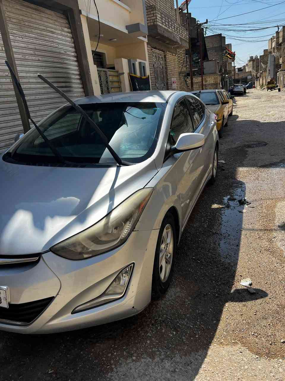 السلام عليكم النترا 2015 امريكي گلين بدون ضربه رقم بغداد انگليزي تحويل مباشر السعر (120$) مكاني بغداد البلديات  *********** سياره نضيفه بدون نقص تبريد ثلج صدر نضيف
محرك 2000 مكفول هوه والكير السياره بدون حادث بدون ضربه السياره ليبل واحد بس البنيد يطلع بل سونار مبدل 
بدون تبديل الشراي يتصل
