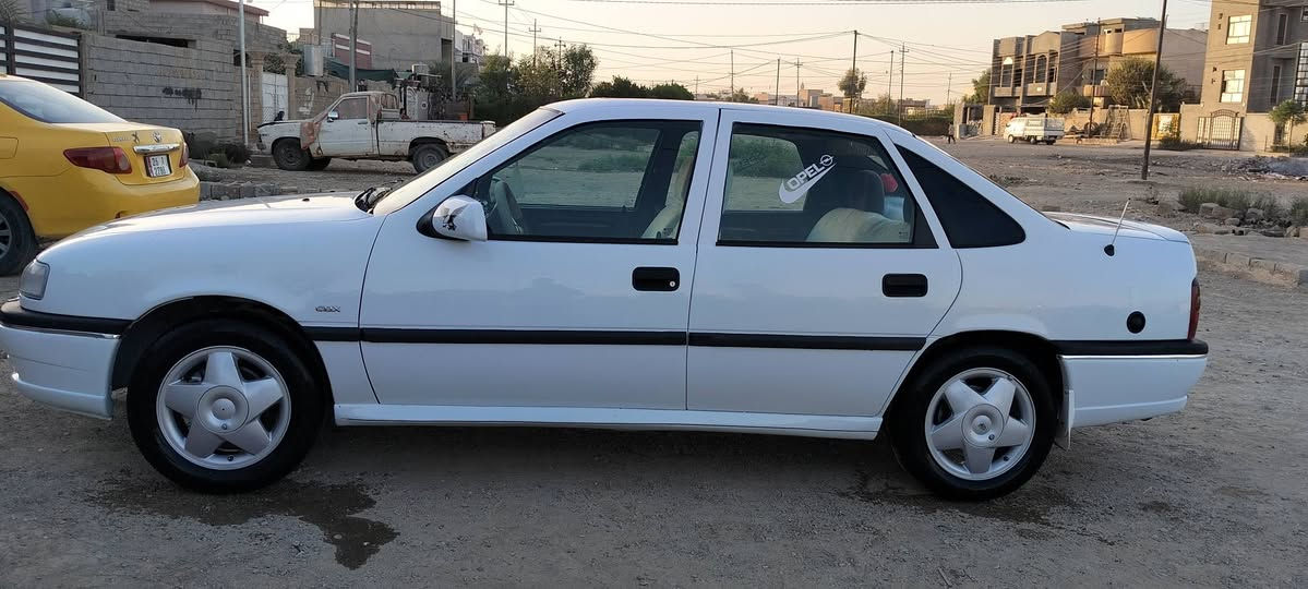 للبيع اوبل فكترى حجم 18 موديل 95 رقم اربيل بسمي السياره مكفوله صبغ عام جماليه فقط السعر 52 قفل الاستفسار  على الرقم ***********
