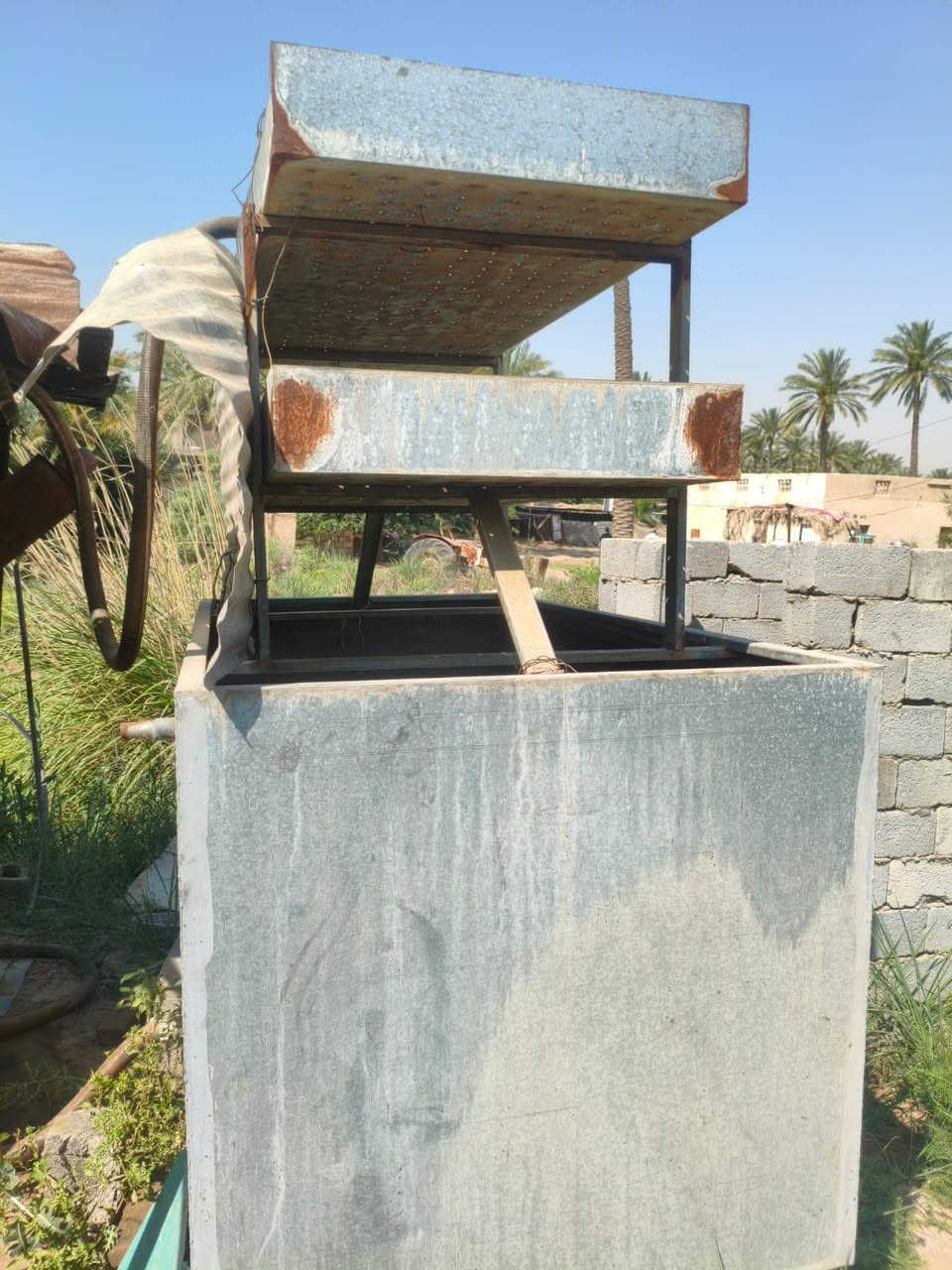 سلام وعليكم
اخوان مولده للبيع 
محرك 24 ولف راس توليد 150 كيفي استانفور
معه شلاله 4000لتر معه محركات اثنين شغالات موجودات بالصور
الاستفسارا 
العنوان بابل الاسكندريه 
***********
***********
