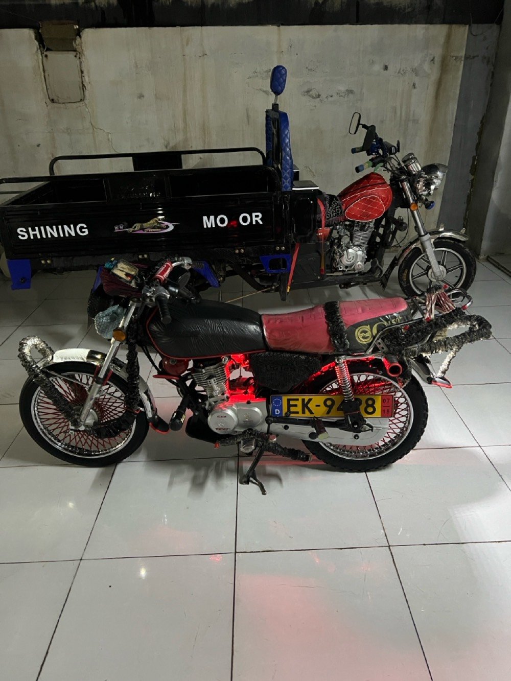 للبيع : ايراني تايگر موديل ٢٠١٩ نصبة صفر
دراجة على البلاد مكينة مامفتوح لاصرف ولابخار 
كهربائيات كامل مابي عيب واحد دراجة مجنبزه 
دراجة نايمة خمس سنوات مال جناي