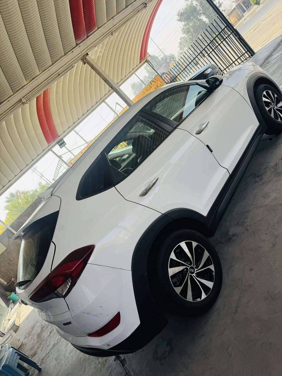 توسان 2019 فوول بصمه جلد باقي المواصفات محرك ديزل ( كاز ) جديده ومناسبه فقط 123 بيع او مراوس مكاني بابل - الشوملي***********
