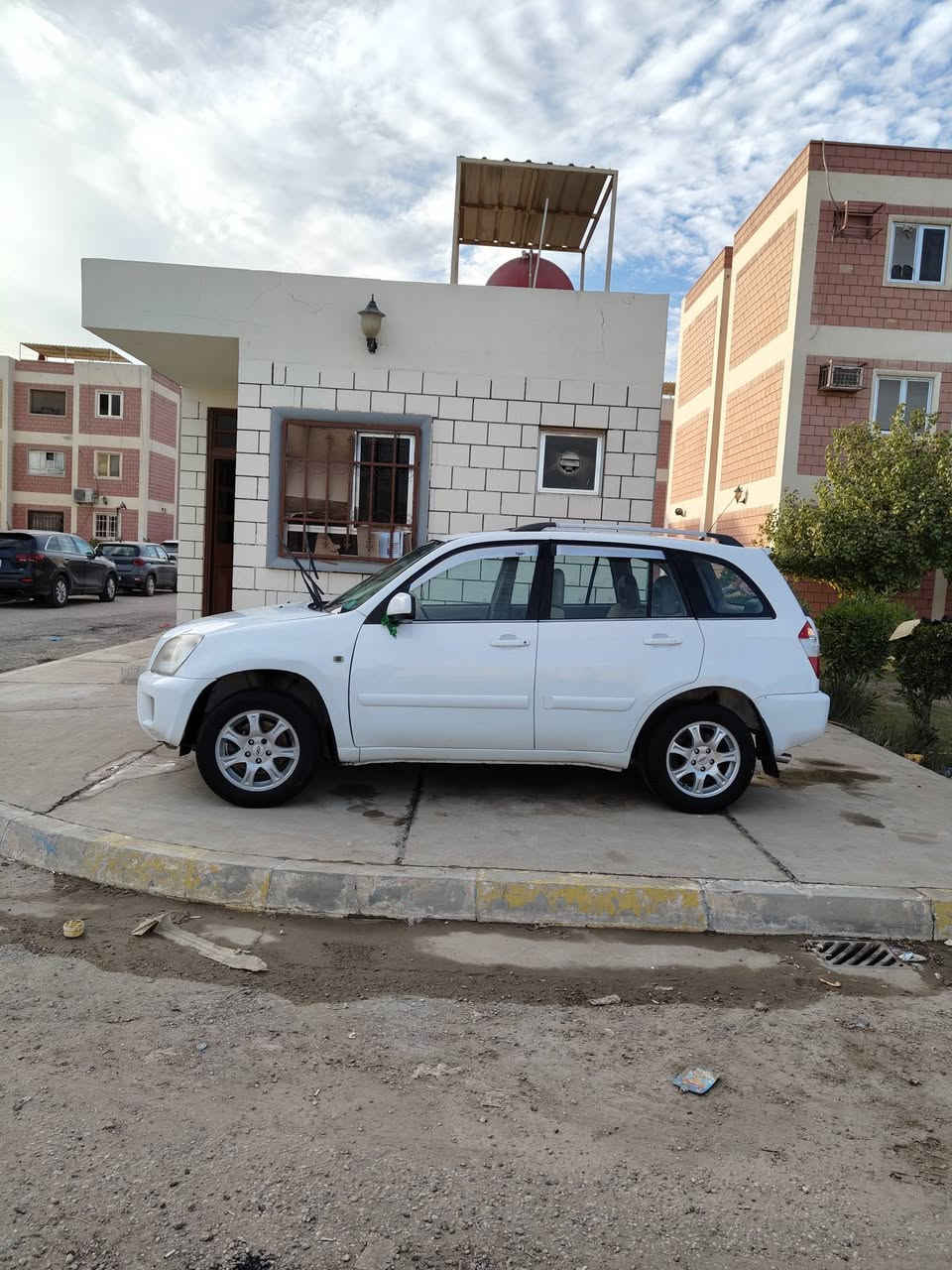 شيري تيكو موديل 12 كفاله عامه ماعدع جاملغ الأمامي صبغ  بسمي هزه جديده توني مسويه رقم جديد بابل فول مواصفات السياره ماتعبك فقط اداور بسمك وبل عافيه عل ياخذه مكاني بابل للتواصل ***********
