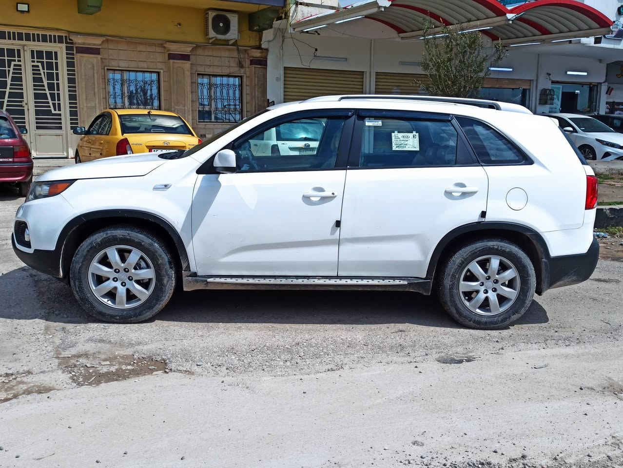 السلام عليكم
سورنتو 
موديل 2011
وارد كوري 
رقم نينوى الدولي 
كابون بأنزين 
موصفات نص فول 
7 راكب 
محرك 4 س شرط لا صرف ولا نفخ فقط بدايه رخاوه
كير شرط
تبريد وتدفئه 
ضرر ثلاث قطع صبغ بوند وباب الساىق وقبغ الصندوك بدون دواخل شرط 
شرط التحويل 
السعر 130$وبيها مجال
🛑ملاحظه مهمه
 يرجى الاتصال من  الساعه 9 صباحأ إلى الساعه 9 مساء
#العنوان موصل الجديده شارع بغداد مجاور سنتر بغداد
#مكتب ال رزان للسيارت
***********
***********
