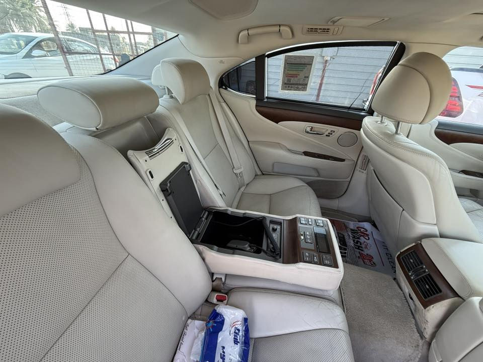 السلام عليكم
اعادة نشر بسبب الوعود الكاذبة
لكزز ٢٠١١ كفالة عامة من كص وفتح وسرقة السيارة وارد خليجي اعلى مواصفات باللكزز
•) بيبان شفط 
•) مساج 
•) تدفئة تبريد كشنات 
•) بصمة اربع بيبان 
•)بردات كهرباء 
•)فتحة
السيارة زيرو تراي ٢٥ السيارة جديدة بمعنى الكلمة ما ناقص بيهة شي

‭٠٧٨٥ ٦٦٦ ٤٩٩٤‬
