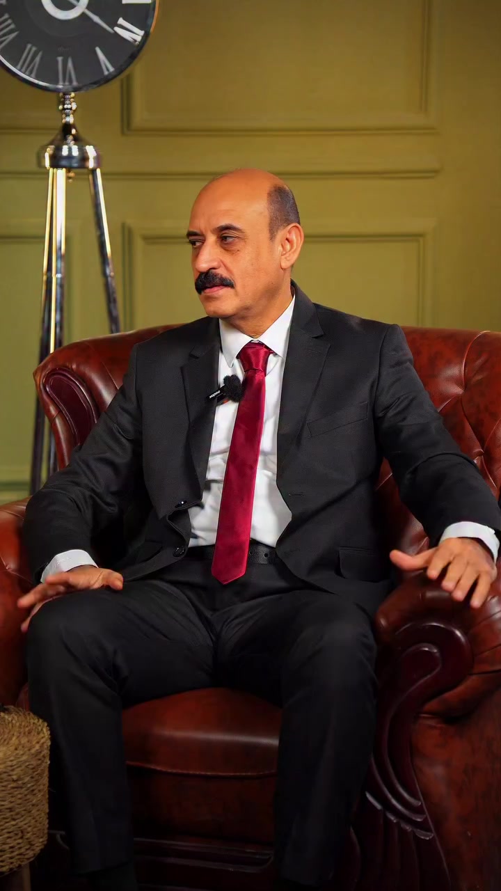 تُعلن مجموعة مدارس القيم الأهلية عن انطلاق البرنامج التعليمي الخاص الصف السادس العلمي بإشراف نخبة من الأساتذة المتميزين:

الأستاذ عمار منيب
والأستاذ عقيل عباس

📍 وذلك في:
ثانوية القيم الأهلية للبنات

✨ برنامج تعليمي متميز يهدف إلى:
✔ تبسيط مفاهيم الفيزياء
✔ رفع المستوى العلمي للطالبات
✔ تحقيق أعلى درجات النجاح والتفوق

🚀 سارعي بالتسجيل الآن
وكوني ضمن طريق القمة مع القيم

📍لمعرفة المزيد عن مجموعة مدارس القيم الاهلية للمتميزين تابعوا صفحاتنا 
فيس بوك ✅️ _ انستا ✅️_ تيك توك ✅️

📍 الزعفرانية — بداية شارع المعهد 
للاستفسار الاتصال على الرقم الاتي 📱📞
***********

#القيم_القادم_افضل
#القيم_الاولى
#المكتب_الاعلامي_ثانوية_القيم
