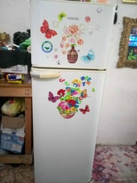 ثلاجه • ١٨ قدم • خاص