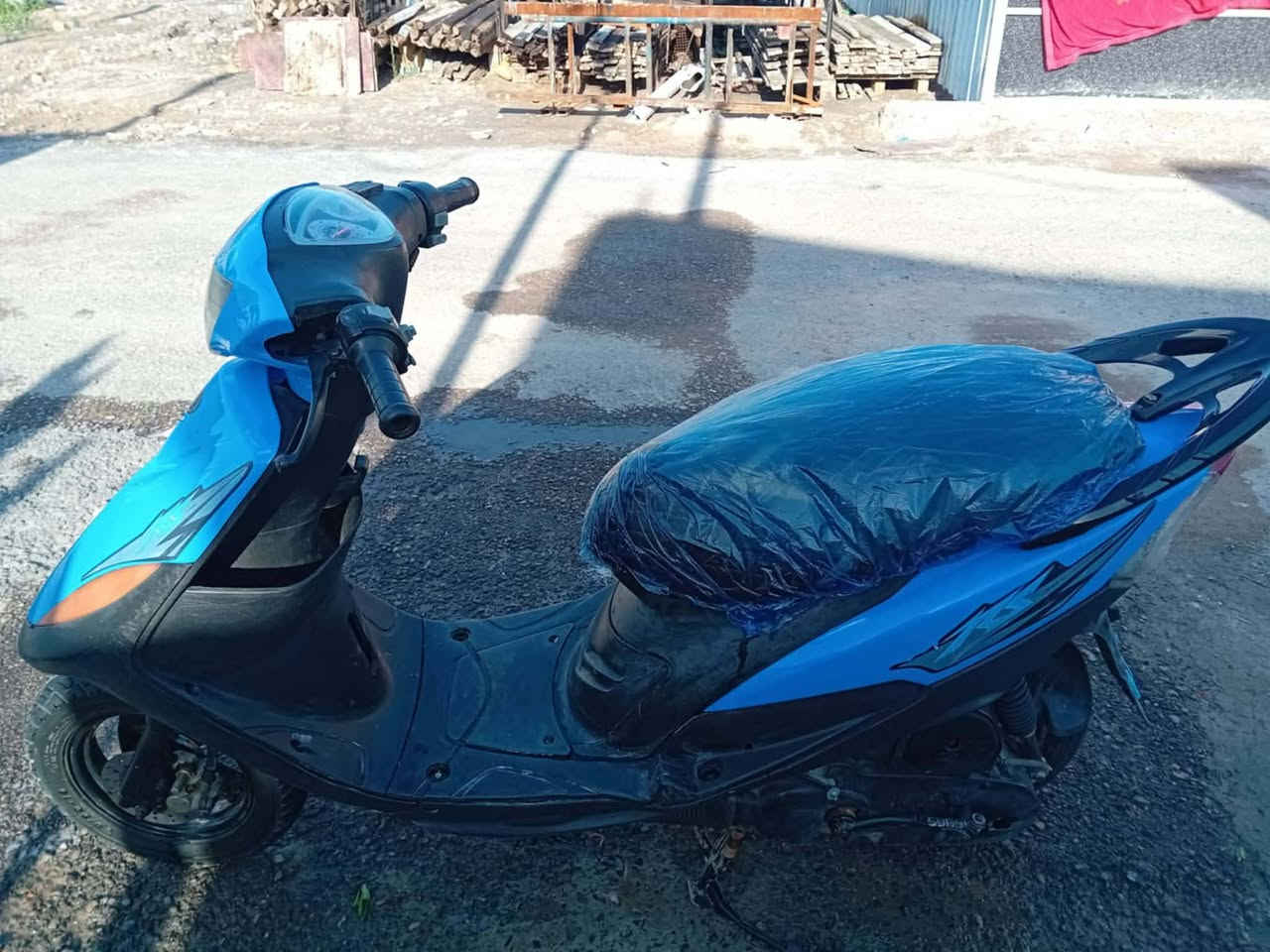 السلام عليكم شباب دراجه ماكس للبيع عنواني بياع سعر الخاص خلي رقمي والشراي يتصله دراجه جديده خير من الله لا تبخير ولا تنقيص ماكينه بالكيس مقفوله كفرات بلاديه كهربائياتها كلها شغاله***********
