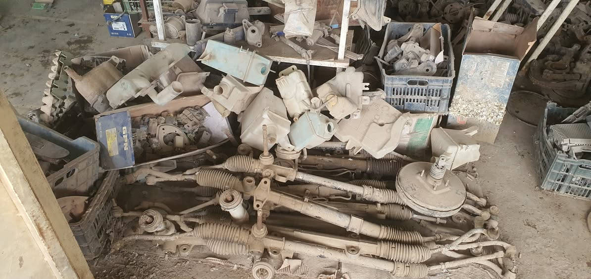 السلام عليكم ادوات تفصيخ كوري للبيع سعر الجمله تريده هو والمحل او بس الادوات خير من اله غراض كله كوري للاستفاسار الاتصال ***********
