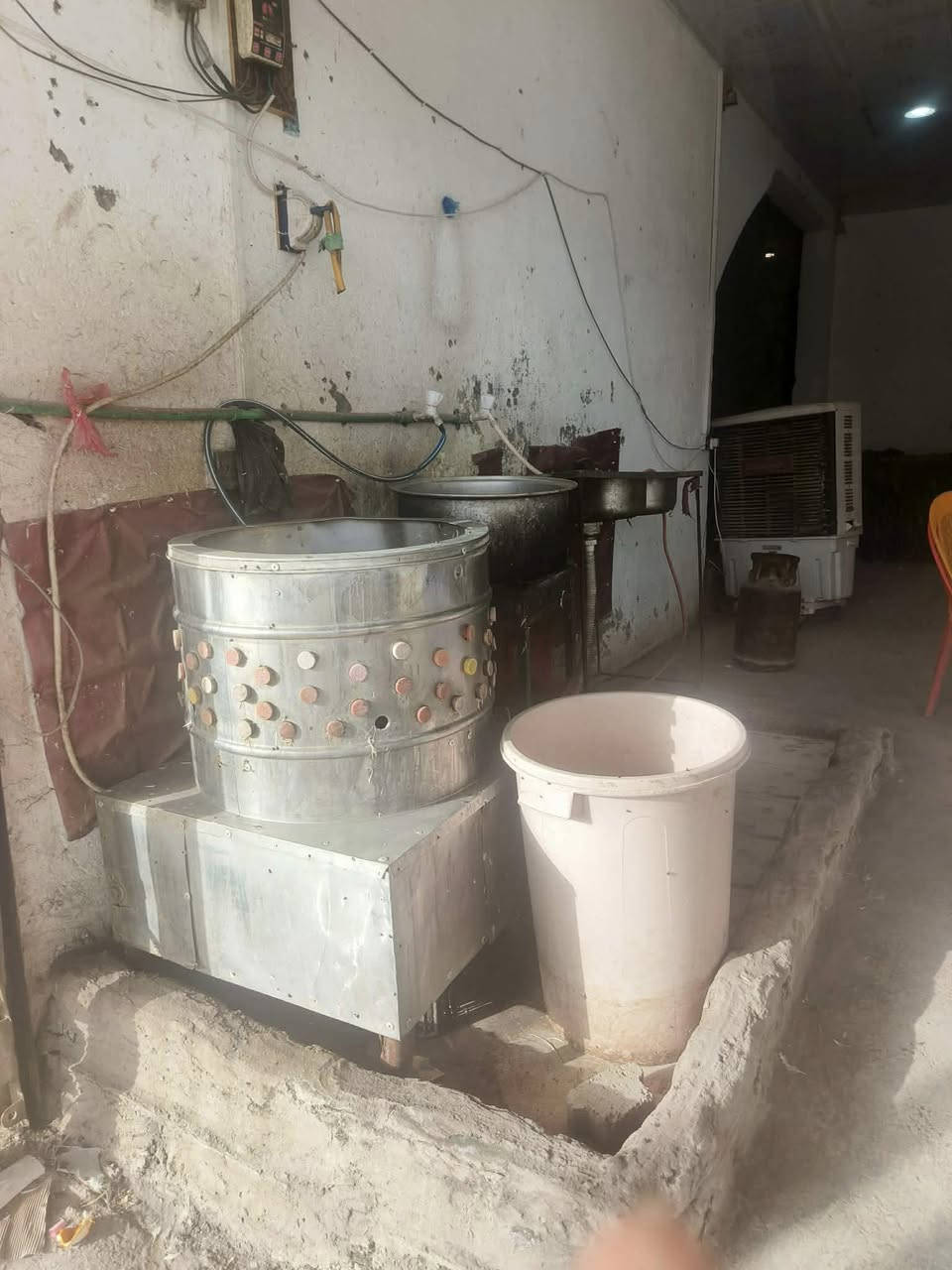 محل مخضر ودجاج للبيع ميزان دجاج وميزان مخظر ميوزه مال مخظر حوض سمج طبكات شوايه اقفاص دجاج قفص العرض دجاج طباخ  هلاسه كنوفيره وبعد بيه غراض السعر مليون و300 وبي مجالل لمكان شارع المعمل قرب صورة الوائلي 
***********
