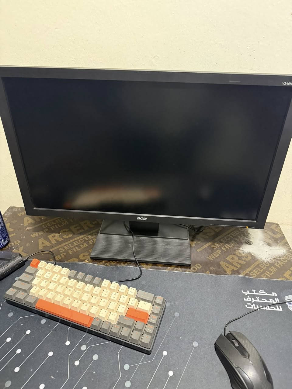 السلام عليكم
معالج r9 3900x
كرت شاشه rx 580 8gb
مذربورد asus prime x570
رامات هايبر اكس فيوري 16g
ssd 256وهارد1تيرة
بورسبلاي700واط من شركة ثرمل رايت 
كيس خمس مراوح 
شاشة acer60هرتز
كيبورد ميكانيك وايرلس
ماوس كيمنك وماوس باد المستطيله الضخمه rgb
يعني تجميعه متكاملة وقابله للتطوير من كل النواحي
شباب عليكم الله لايدخل بس الجاد بالشراء
والي مايشتري نشالله الله يرزقه بالأحسن منه بألف مرة
السعر ٦٠٠الف وبيهة مجال بسيط
للتواصل***********
