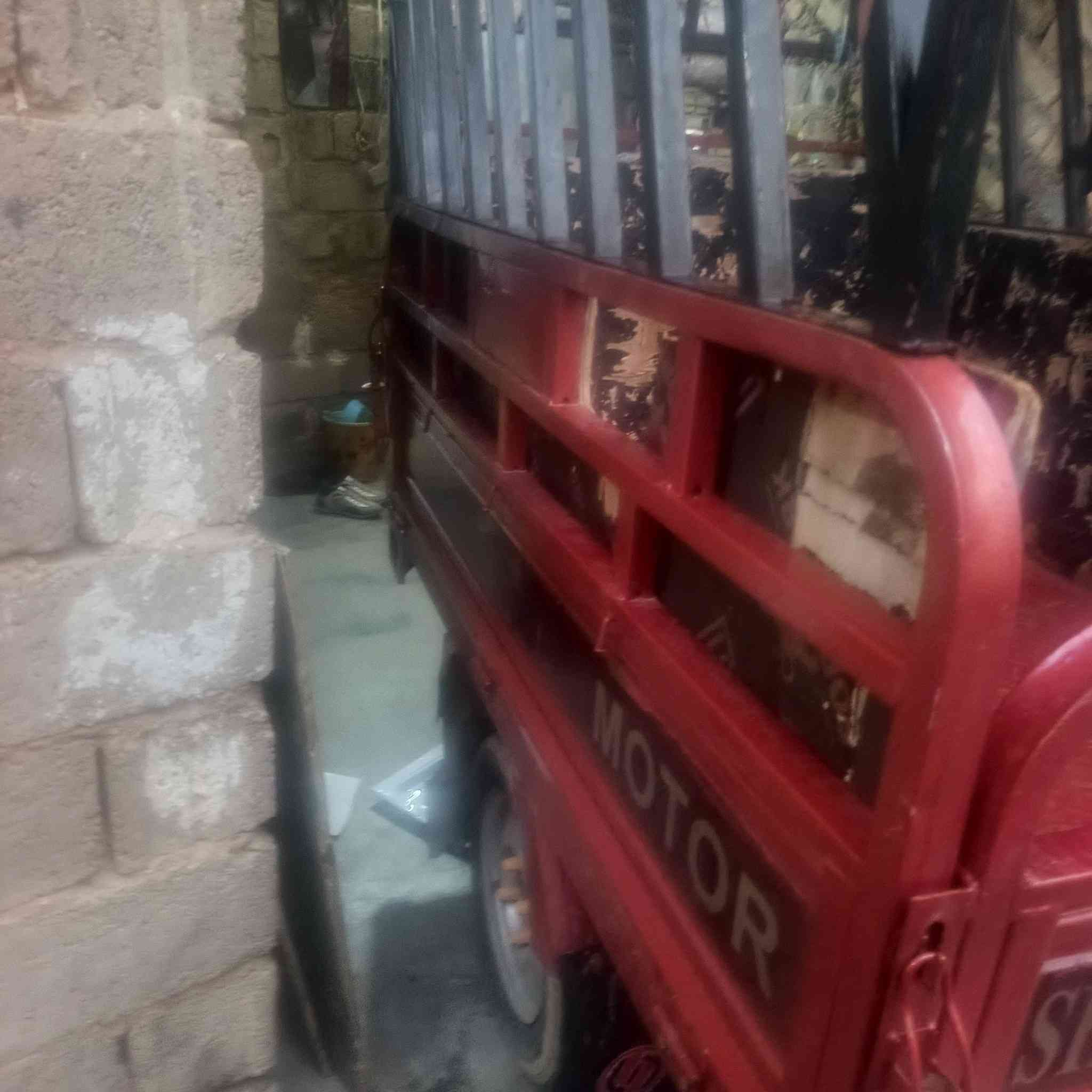 ستوته البيع مود يل ٢٣ رقم نكلمك رسمي السعر ٣٤٠٠


**إذا كنت صاحب هذا الإعلان وتريد حذفه لأي سبب، رجاءا أرسل رسالة إلى الدعم الفني**