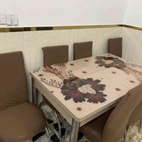 ميز طعام • ست كراسي • بيها مجال
