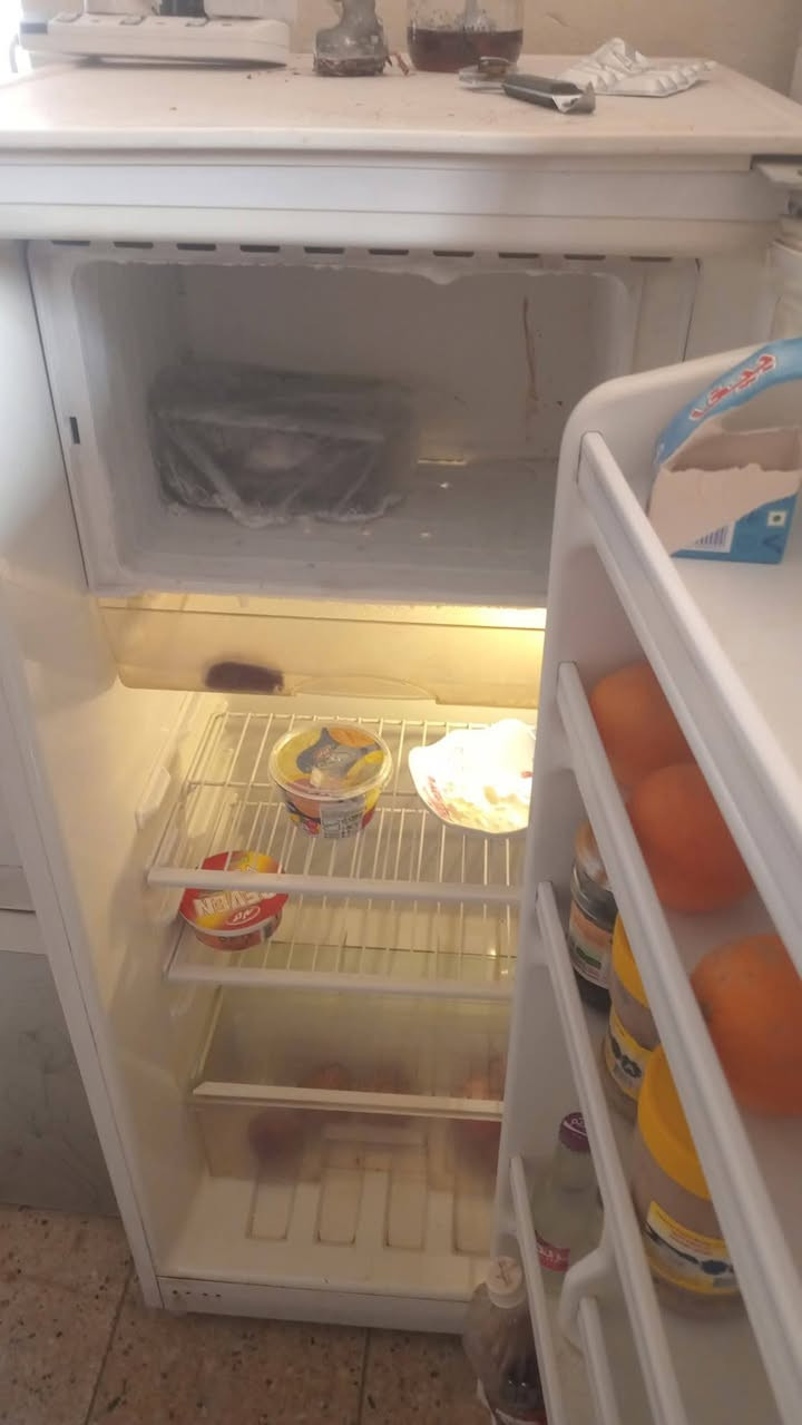 هاي ثلاجات عدد ٣ كلشي مابيهم  فقط لباب واكعه اريد كلهن شلع ب١٢٠ الف مكانهم  قرب جامع انداء


**إذا كنت صاحب هذا الإعلان وتريد حذفه لأي سبب، رجاءا أرسل رسالة إلى الدعم الفني**